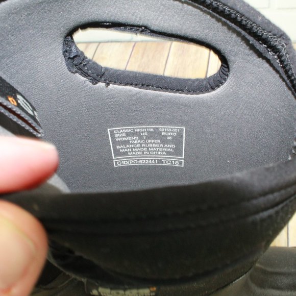 BOGS Classic High HA Pull-on Rain Boots Size 7 - Picture 8 of 8